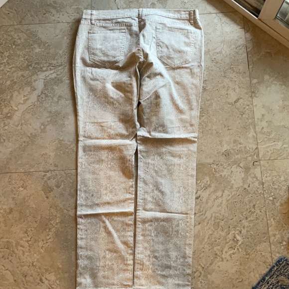 NYC snake print white jeans - Picture 2 of 2